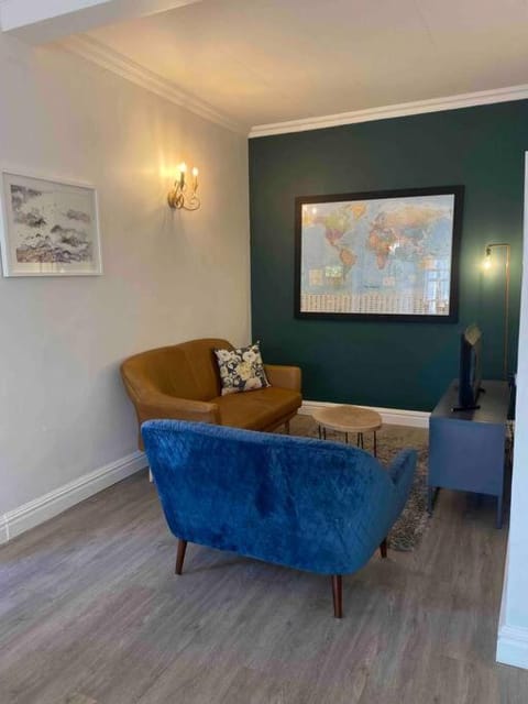 Auret Street Garden Cottage Apartment in Cape Town