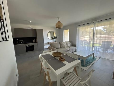 Prestige View 103 By Avecoeur Apartment in Eze