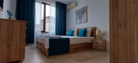 Bed, View (from property/room), Photo of the whole room, Bedroom, wardrobe