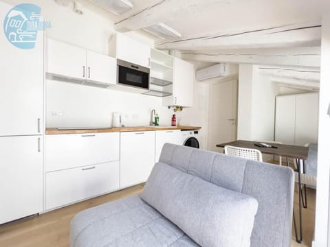 Corridoni 4C Tirabora Short Rent Apartment in Trieste