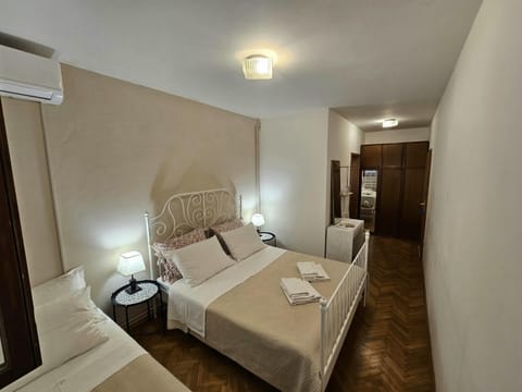 Room Gorana with swimming pool Apartment in Dubrovnik-Neretva County