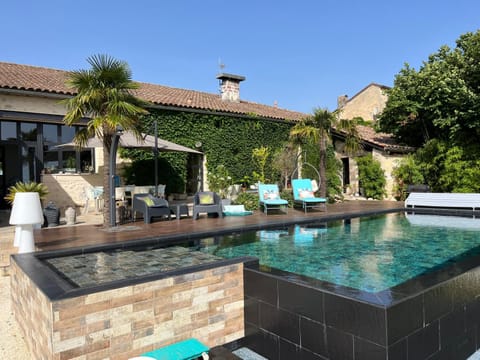 Day, Garden, Garden view, Pool view, Swimming pool, sunbed
