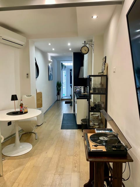 Edo's House Apartment in Cagliari