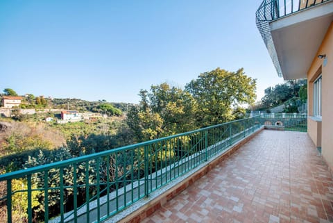 Tramontana Apartment in Celle Ligure