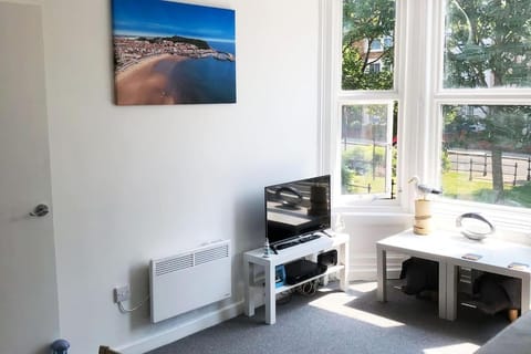 Sandy Wickets Apartment in Scarborough