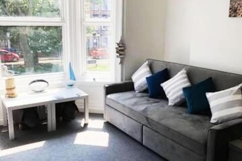 Sandy Wickets Apartment in Scarborough