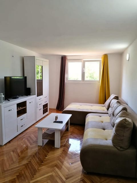 Apartment Novi Central Apartment in Dubrovnik-Neretva County