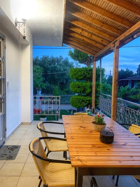 Patio, Garden, Balcony/Terrace, Garden view