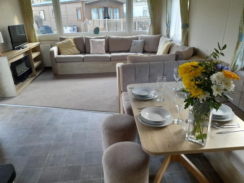 Triest Campground/
RV Resort in Northampton