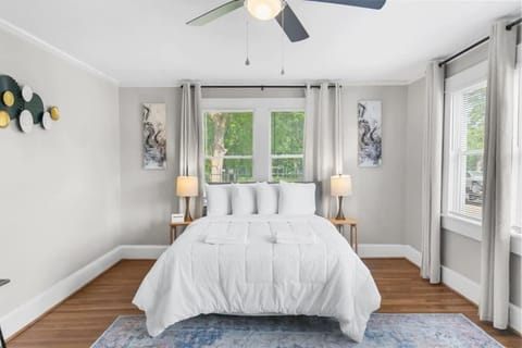 Renovated Mins to BHM CrossPlex-Central Park Chic House in Birmingham