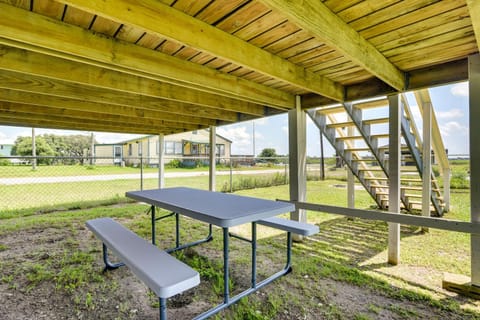 Deck and Fenced-In Yard Texas Escape! House in Alvin