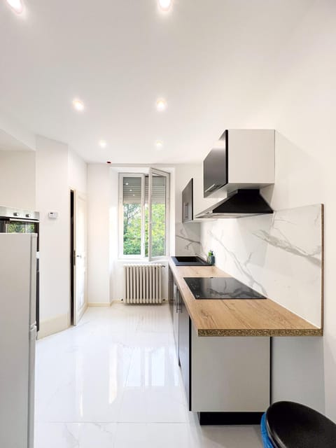 Coffee/tea facilities, Kitchen or kitchenette, dishwasher, minibar, pet friendly, stove, kitchen