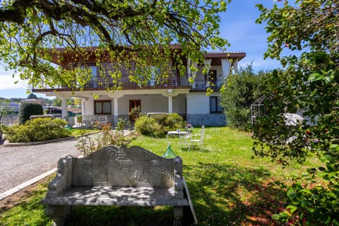 Property building, Garden view