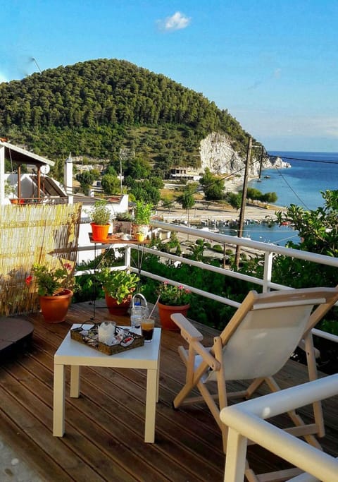 Nearby landmark, Balcony/Terrace, Mountain view, Sea view
