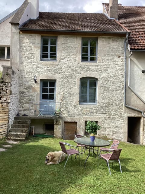 Property building, Patio, Garden