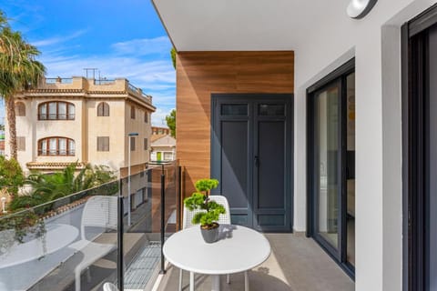 Property building, Balcony/Terrace