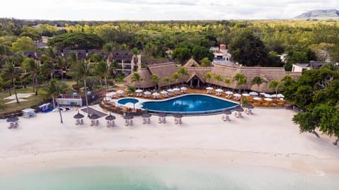 Property building, Day, Bird's eye view, Beach, Swimming pool