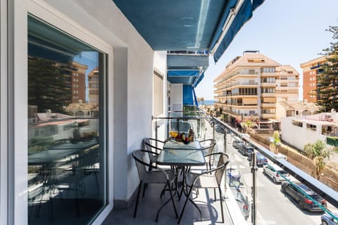 Balcony/Terrace, Street view