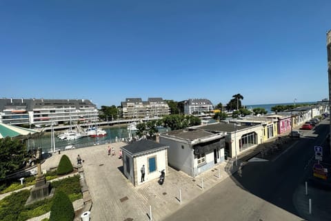 Spacious 68m apartment bright and charming Apartment in Le Pouliguen