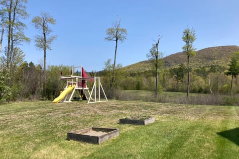 Dorset Ridge House in Vermont