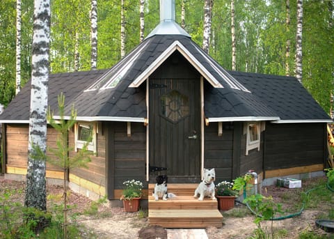 Property building, Natural landscape, Garden
