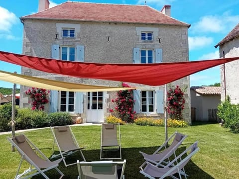 Le gite de saint-maixent le petit House in Centre-Val de Loire