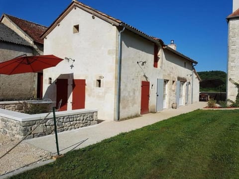 Le studio de saint-maixent le petit House in Centre-Val de Loire