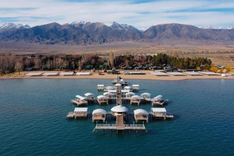 Day, Activities, Beach, Lake view, Mountain view, sunbed