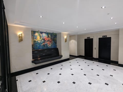 TV and multimedia, Internal: Not applicable to any particular room