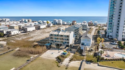 Summer House West B101 by Vacation Homes Collection Apartment in West Beach