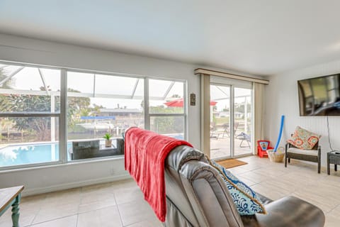 Riverfront Florida Retreat with Pool, Patio and Grill! House in Port Charlotte