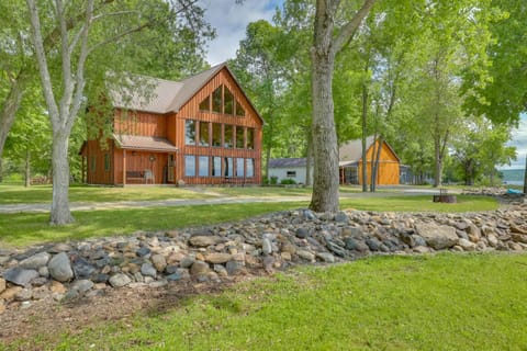 Lake Champlain Vacation Rental with Boat Dock! House in Georgia