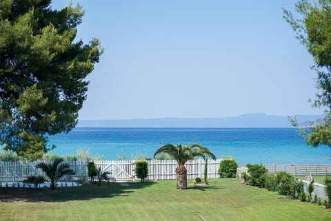Natural landscape, Garden, Beach, Garden view, Sea view