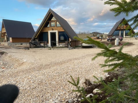 Property building, Day, Natural landscape, Parking