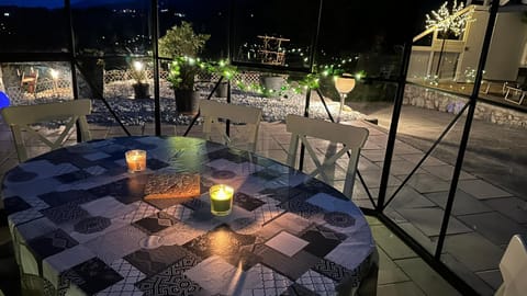 Patio, Night