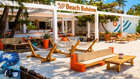 Property building, Restaurant/places to eat, Day, Beach, sunbed