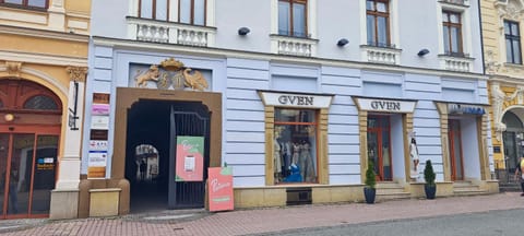 Property building, Facade/entrance, Street view