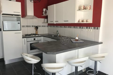 Maisonnette de pêcheur À 200m de la plage House in Ploemeur