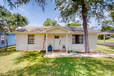 Woodland Hills Retreat House in Granite Shoals