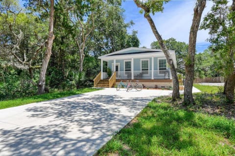 Hydrangea Cottage House in Saint Augustine Beach