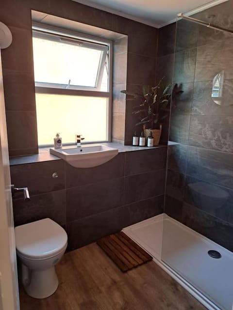 Modern city house Apartment in Southampton