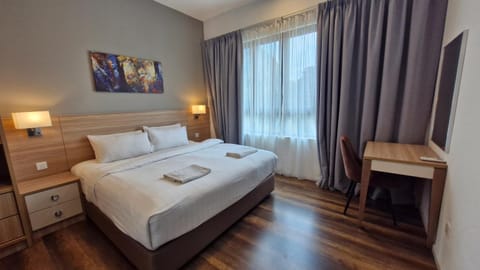 Bed, View (from property/room), Photo of the whole room, Bedroom, Landmark view, towels