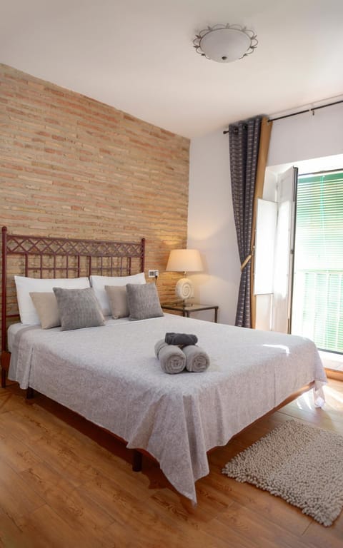 Bed, Summer, Balcony/Terrace, Photo of the whole room, Bedroom, towels