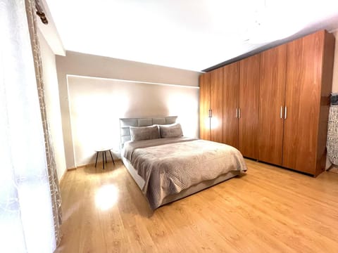 Bed, Photo of the whole room, Bedroom, wardrobe