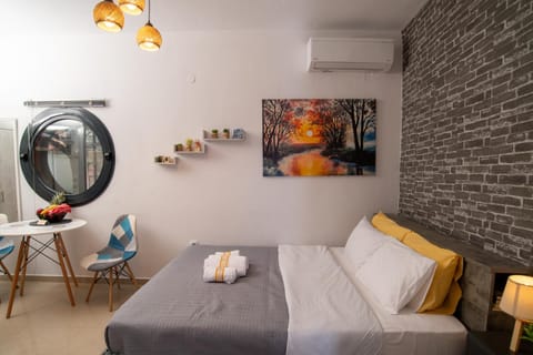 Central & Riverfront Room 1 Apartment in Decentralized Administration of Macedonia and Thrace