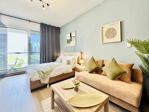 Bed, Seating area
