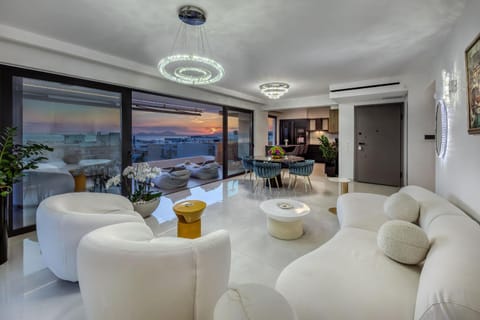 Natural landscape, Living room, Seating area, Dining area