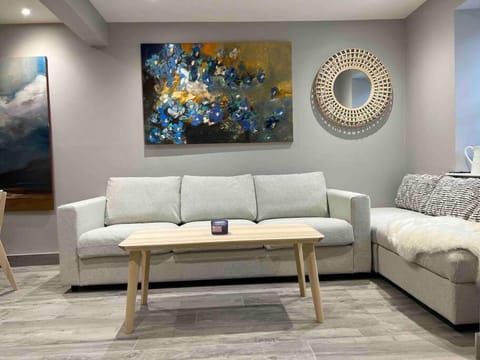 “The Art House 6” Galway, Woodquay House in Galway