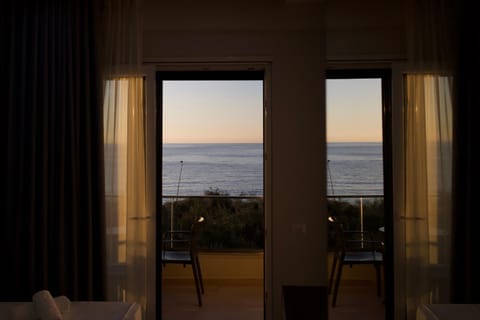 Natural landscape, View (from property/room), Balcony/Terrace, Sea view