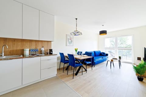 Living room, Seating area, dishwasher